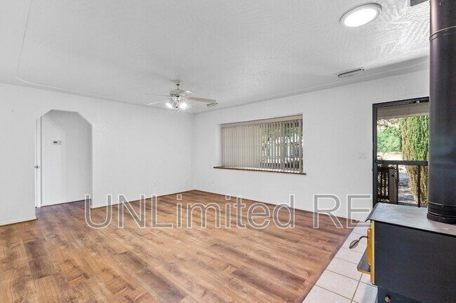 Foto del edificio - 10305 E Oak Creek Valley Dr