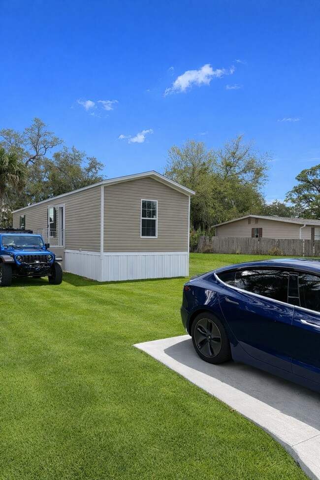 Foto del edificio - 6475 Colony Park Dr