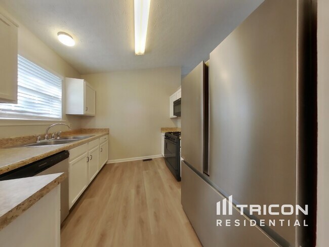 Building Photo - 2744 Country Creek Way NW