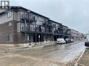 Building Photo - 4 Wheat Ln.