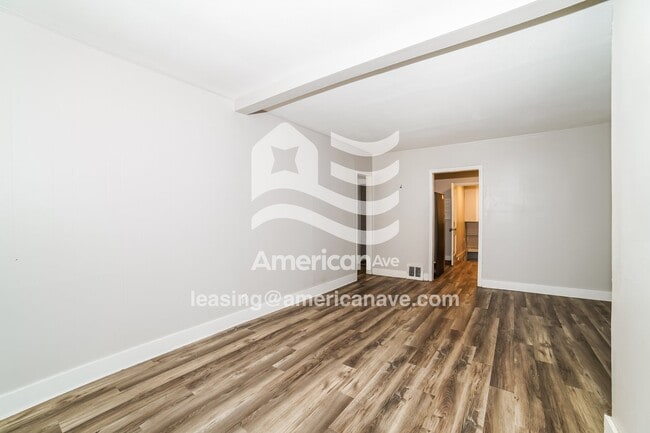 Foto del edificio - 3624 N Finnell Ave