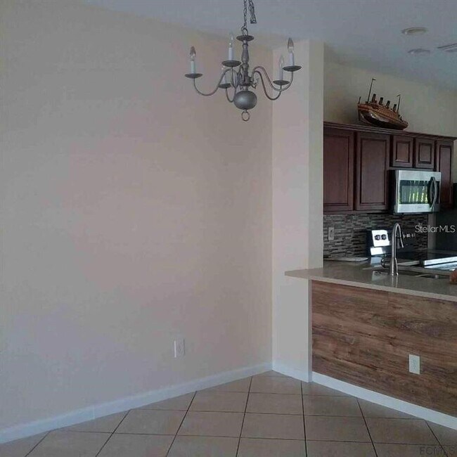Building Photo - 3640 Summerlin Ln N