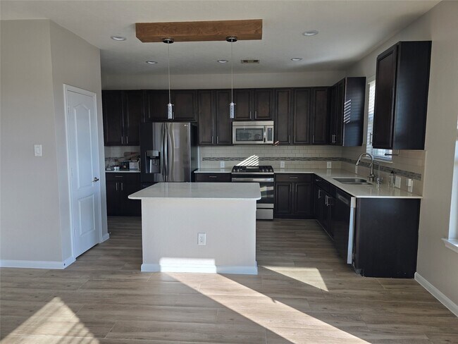 Foto del edificio - 3702 Aubergine Springs Ln