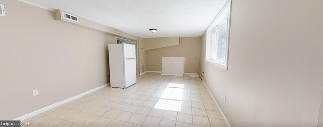 Building Photo - 10879 Clarksville Pike