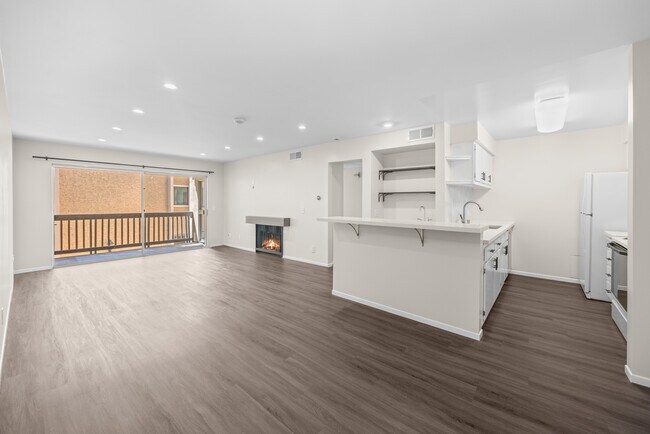 Foto del edificio - 4201 Raintree Cir