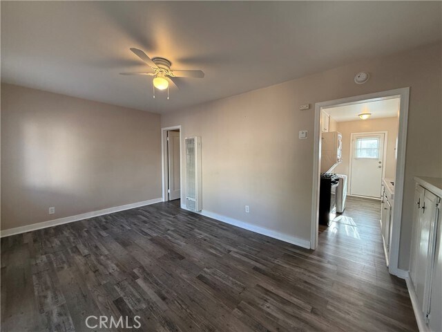Foto del edificio - 1032 W 15th St