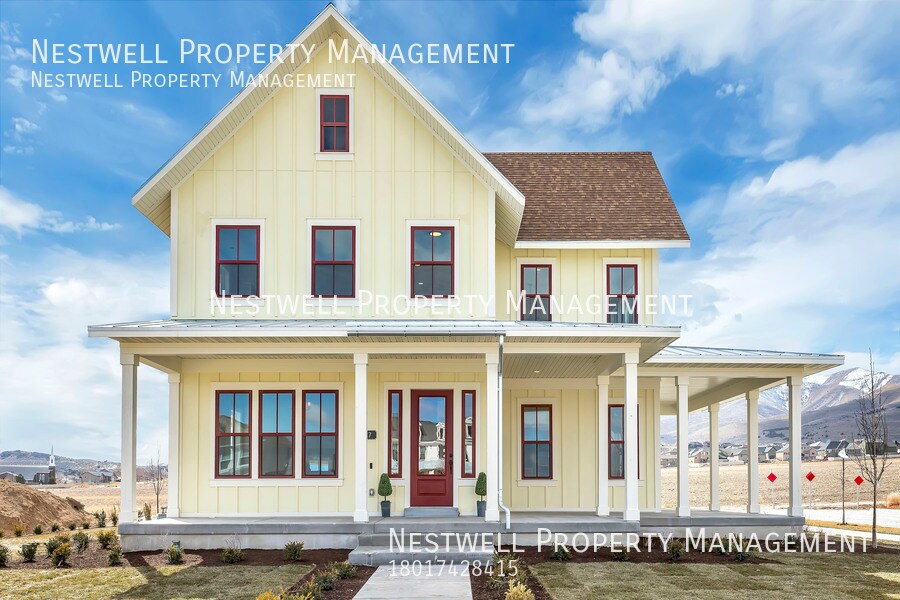 Primary Photo - Amazing 6-bed Home in Saratoga Springs