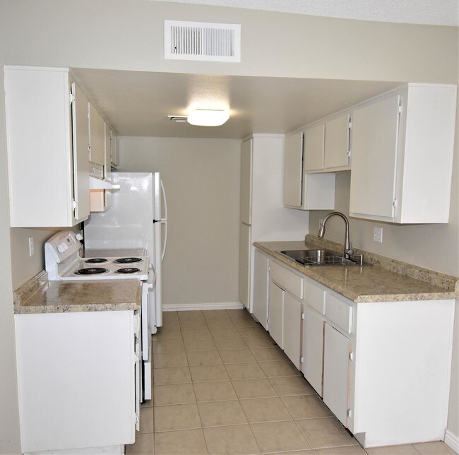 Foto del edificio - 860 E Brown Rd