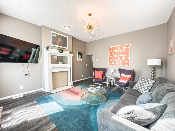 Photo - 805 Scott St (Covington, KY)