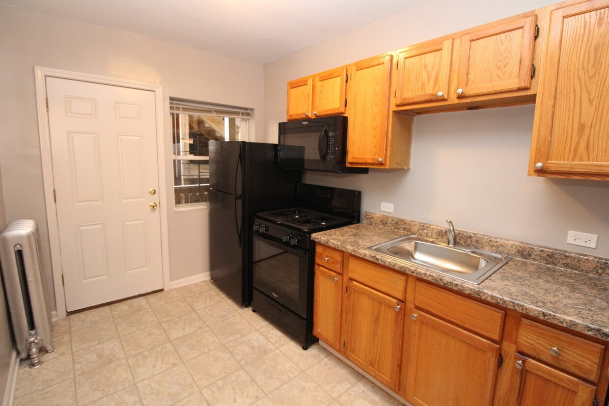 1352 W Argyle St Unit 3N, Chicago, IL 60640 Condo for Rent in Chicago