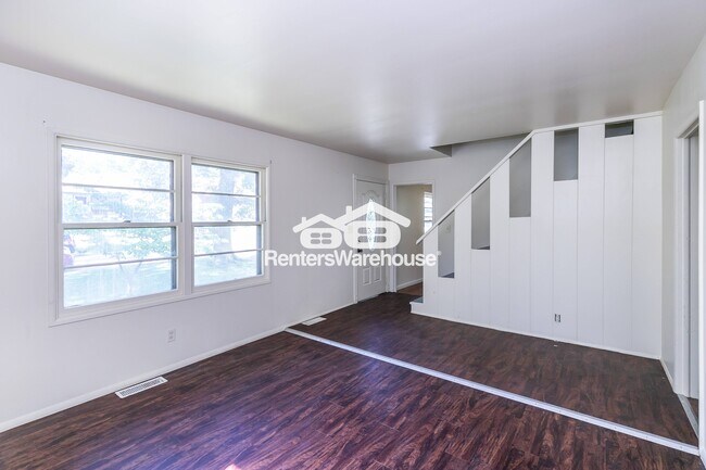 Foto del edificio - 7707 E 50th Terrace