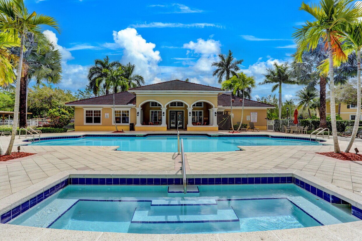 Foto principal - 6510 Emerald Dunes Dr