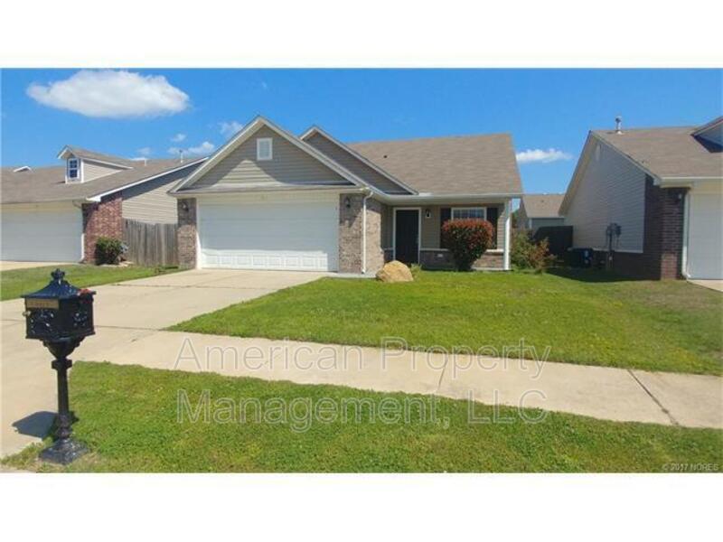 31 W Fairlane Pl, Sapulpa, OK 74066 House Rental in Sapulpa, OK