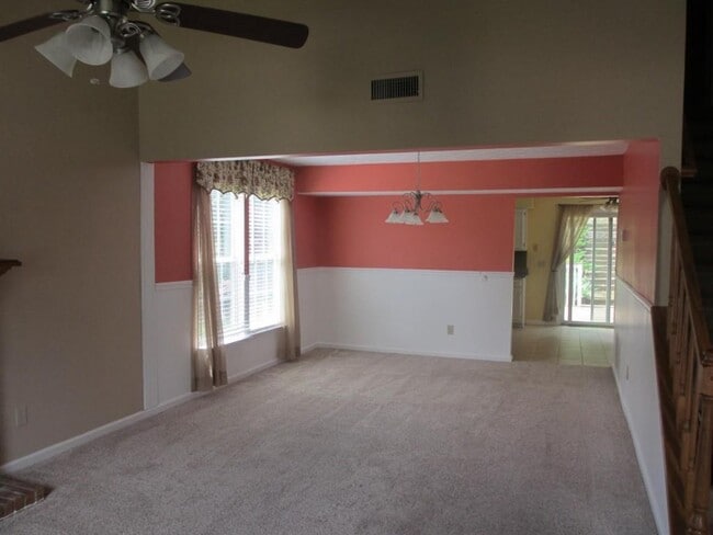 Building Photo - 175 Douglas Fir Ct