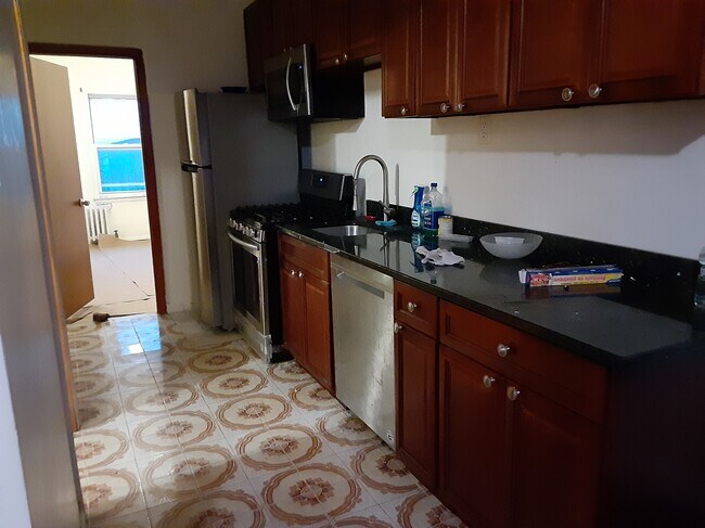 Foto del edificio - 3704 21st Ave