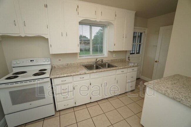 Foto del edificio - 3095 Elm St