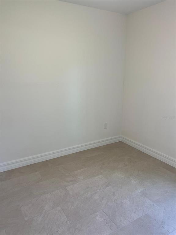 Building Photo - 4862 College Dr
