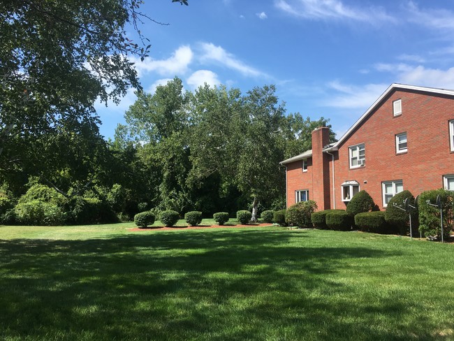 Gorgeous Yard - A1 Properties