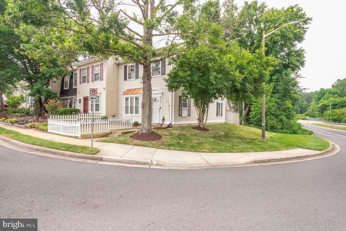 Foto principal - 8500 Sacramento Dr