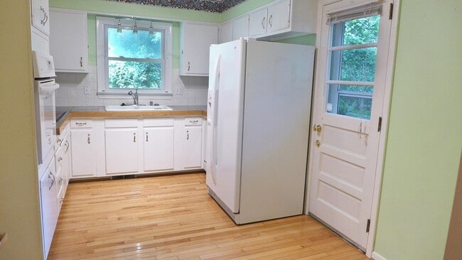 Foto del edificio - 41 Fieldcrest Cir