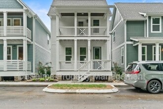 Building Photo - 759 Mill Creek Meadow Dr