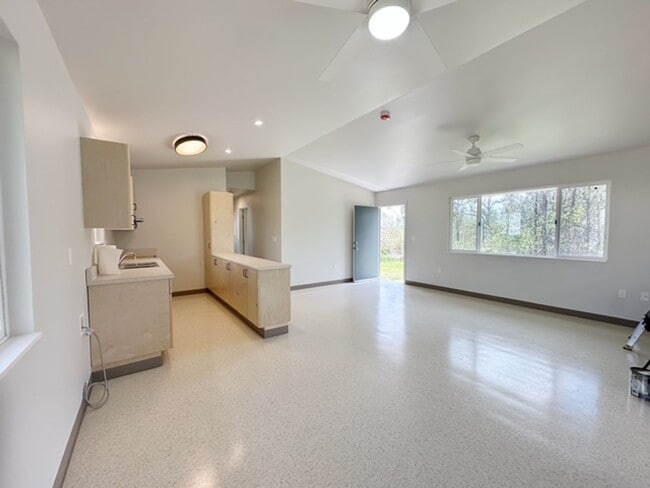 Building Photo - 3br/1ba - Brand-New Rental Home in Ainaloa Subdivision – Available Now!