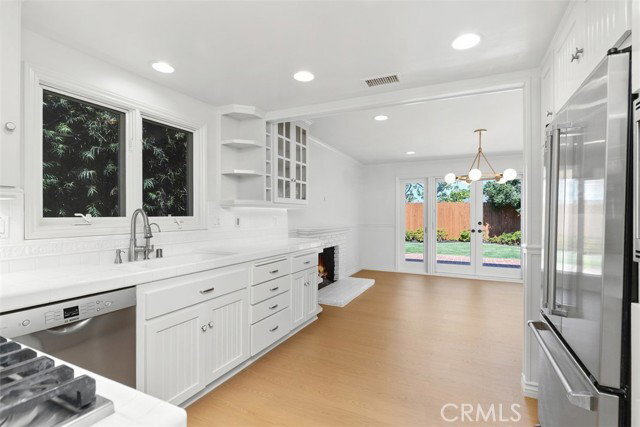 Building Photo - 3160 Alta Laguna Blvd