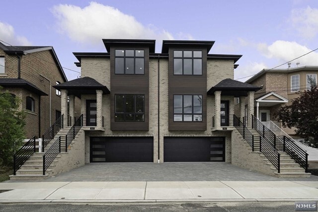 Primary Photo - 446 2nd St