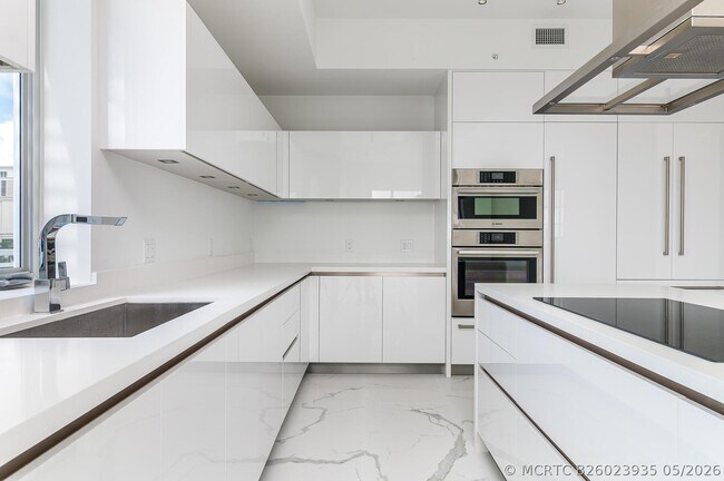 Foto del edificio - 155 E Boca Raton Rd