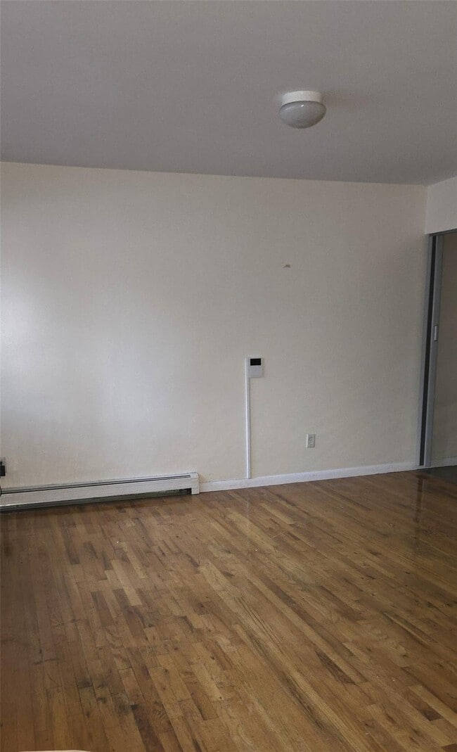 Building Photo - 29-11 31st Ave