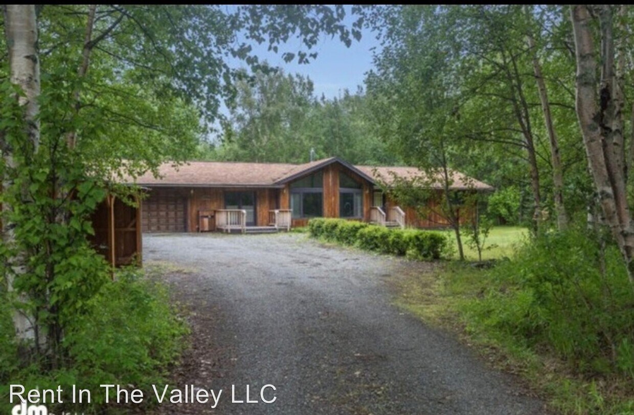 Primary Photo - 3 br, 2 bath House - 9400 E Bernard Ct.