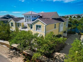 Building Photo - 340 Sapphire Lake Dr
