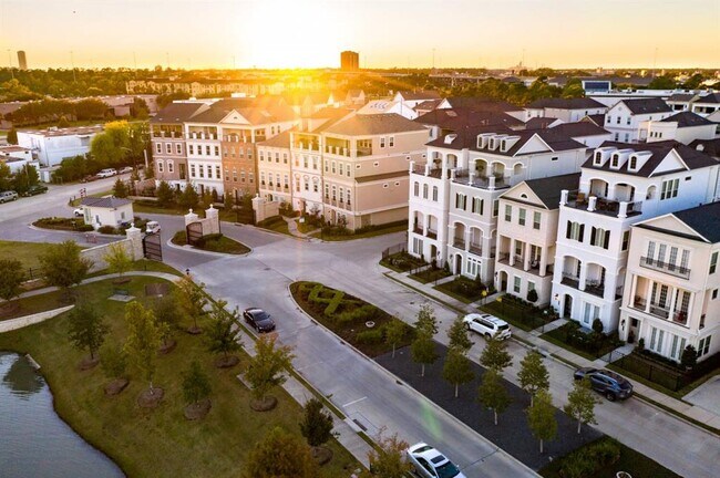 Foto del edificio - 831 Dunleigh Meadows Ln