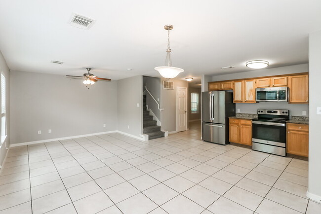 Building Photo - 4923 N Cancun Dr