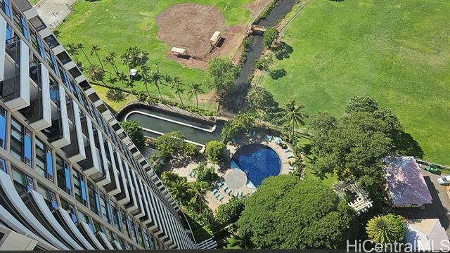 Building Photo - 2333 Kapiolani Blvd