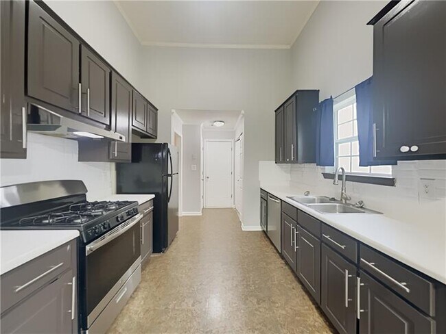 Building Photo - 4064 Olde Glen Cove
