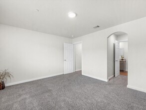 Building Photo - 12603 Telge Rd