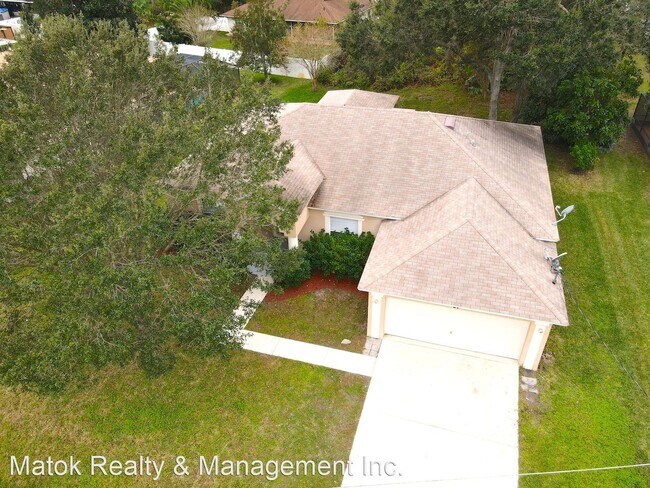 Foto del edificio - 3 br, 2 bath House - 67 Bressler Ln