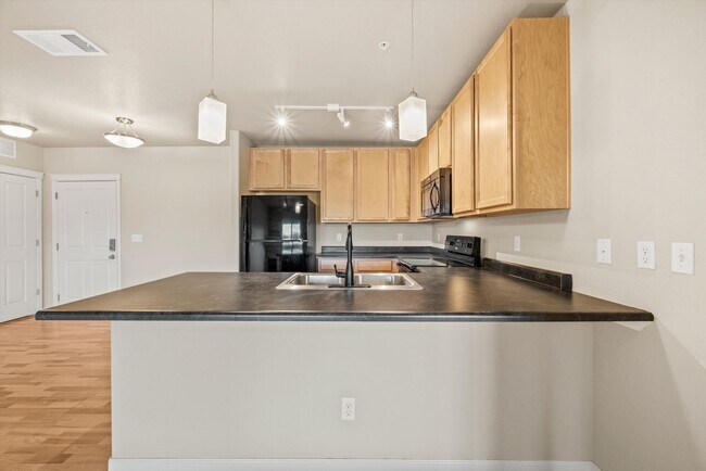 Foto del edificio - Spacious 2 Bed 2 Bath Condo in Highlands Ranch!!