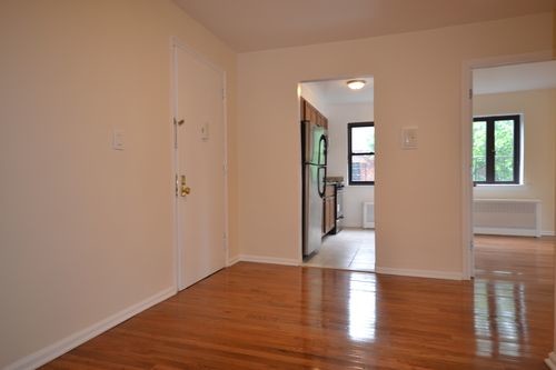 Primary Photo - 7228 153rd St