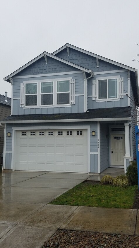 Primary Photo - Pet Friendly Home In A Great Convenient Lo...