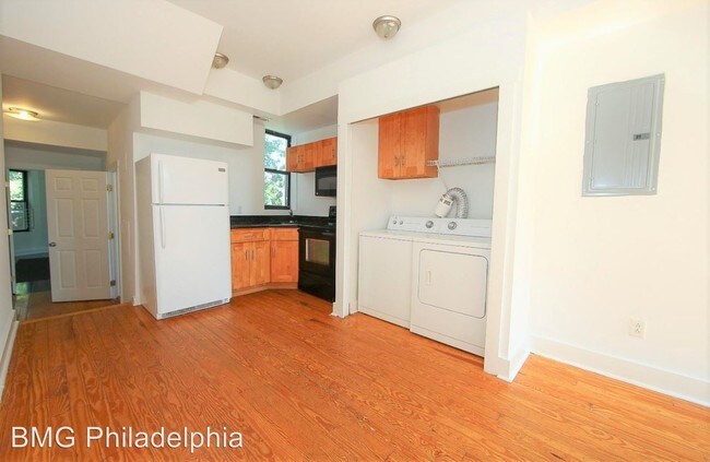 Building Photo - 3 br, 1 bath Apartment - 2018 N 18th St.