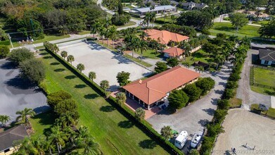 Building Photo - 14943 Paddock Dr
