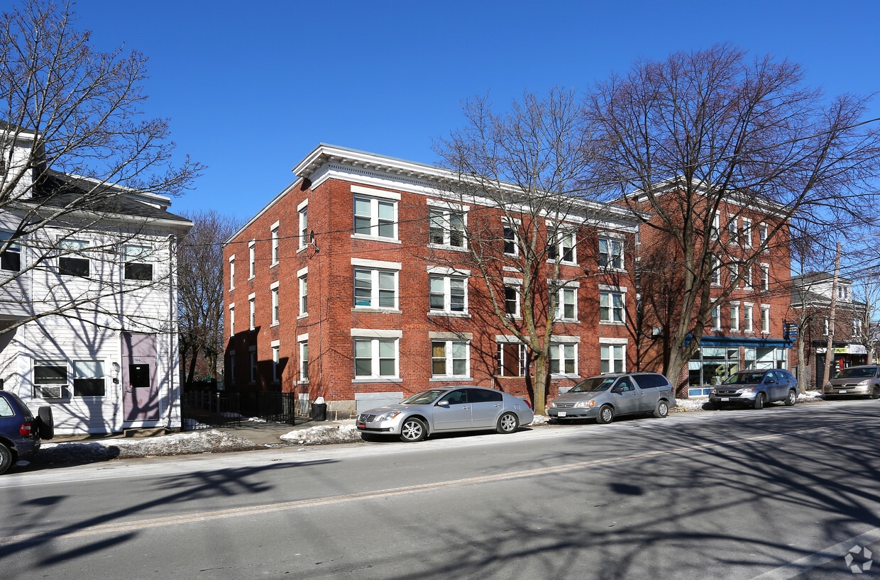 96 Congress St, Salem, MA 01970 Apartments in Salem, MA