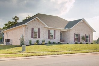 Building Photo - 103 Acorn Wy