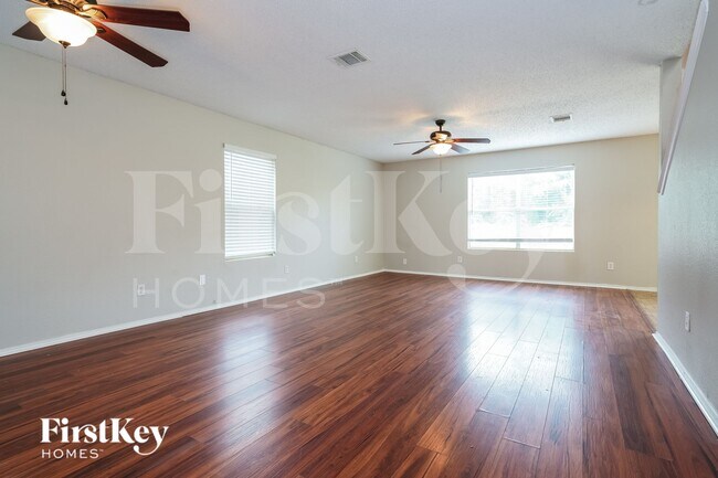 Building Photo - 3356 Mojave Dr