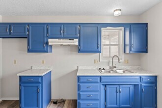 Building Photo - 2462 N Homewood Ave