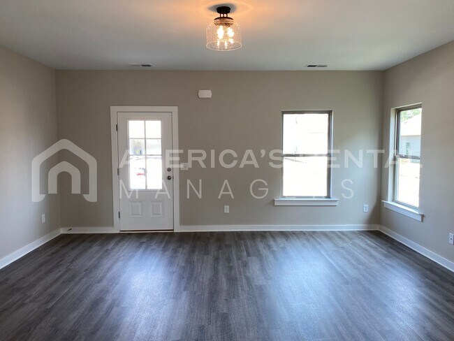 Foto del edificio - Home for Rent in Cullman, AL… Available to...