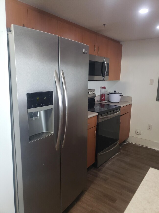 Foto del edificio - 816 NW 11th St