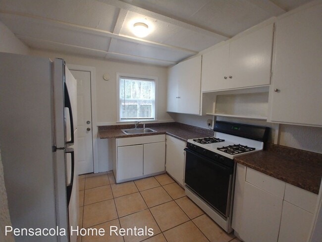 Building Photo - 1 br, 1 bath House - 502 E Palmetto Ave